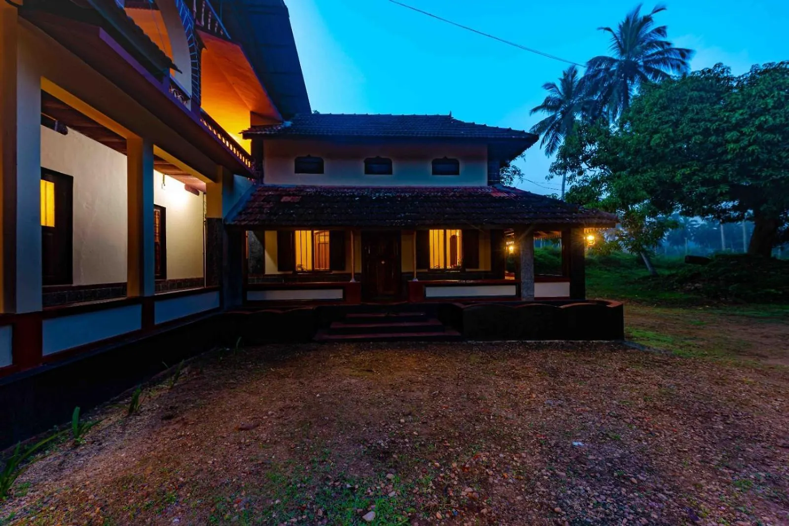 Vintage Vista Villa Lakkidi